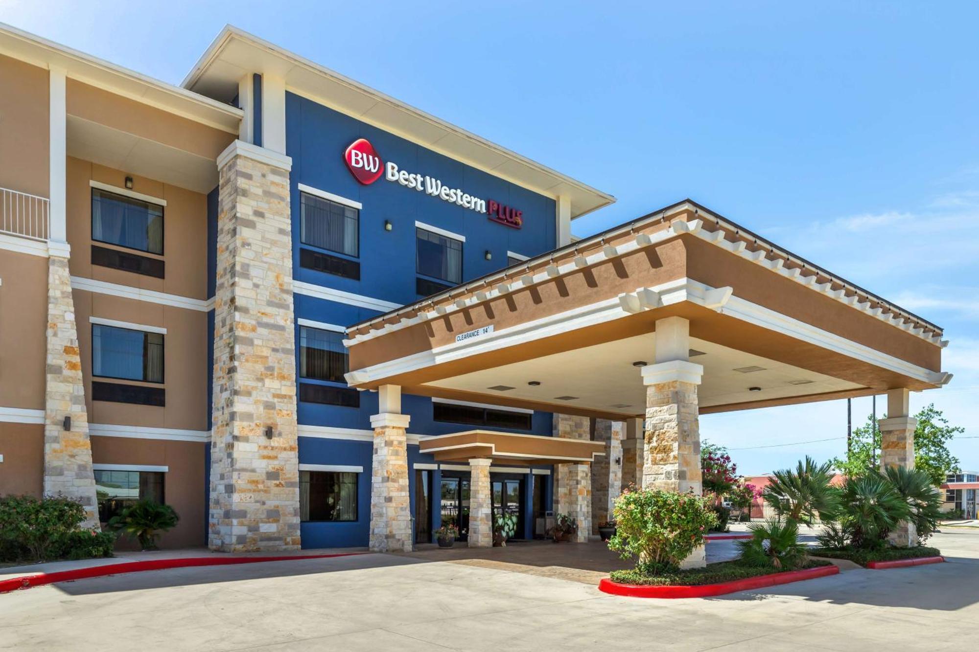 Best Western Plus Lytle Inn And Suites Екстер'єр фото