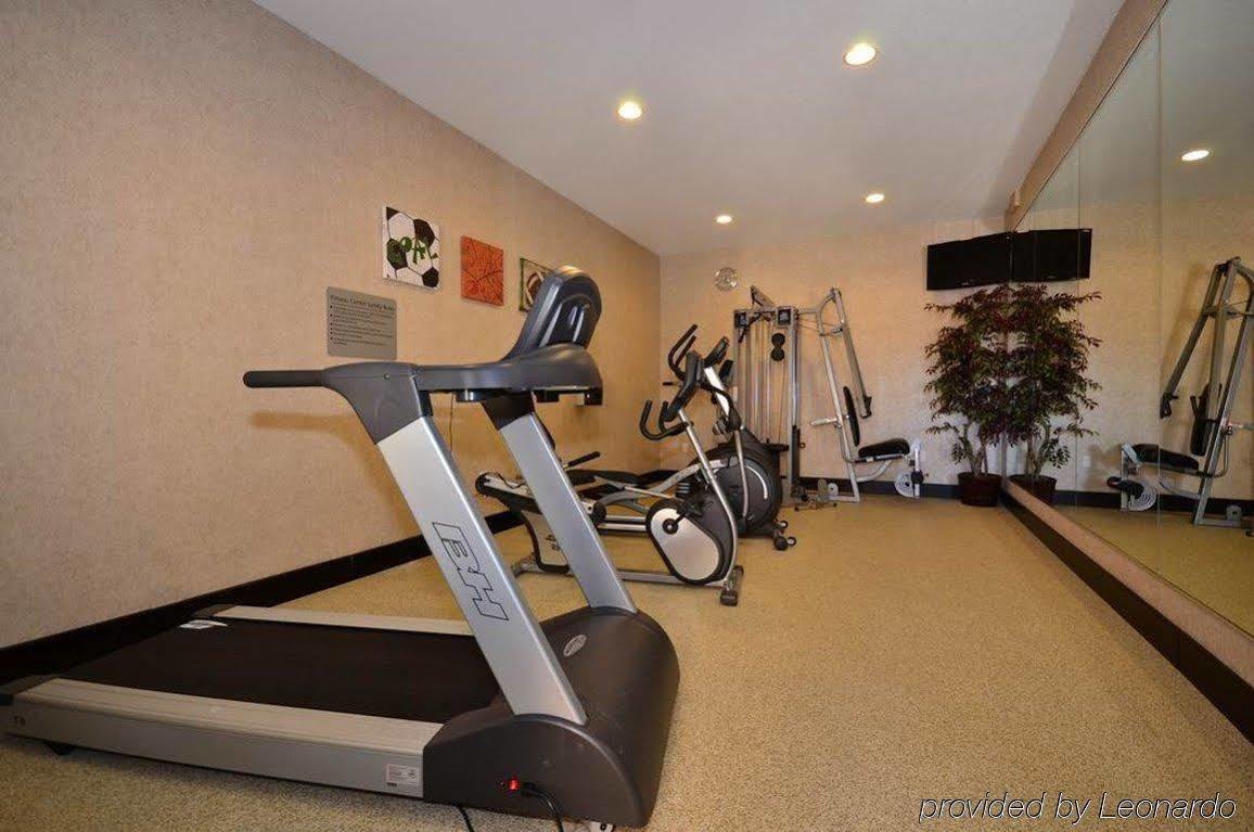 Best Western Plus Lytle Inn And Suites Екстер'єр фото